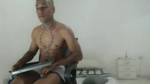 hunting_blondes online show from 25, 3, 2026