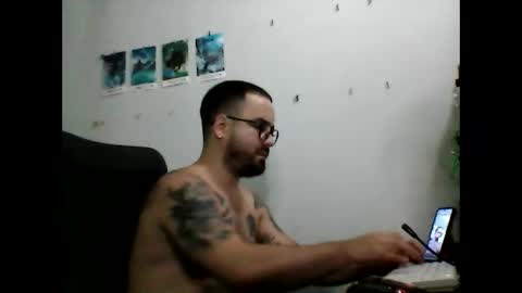 Snapshot of hurtadodirector chatting on 11, 4, 2026 hurtadodirector online show from 11, 4, 2026