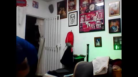 Snapshot of hurtadodirector chatting on 17, 4, 2026 hurtadodirector online show from 17, 4, 2026