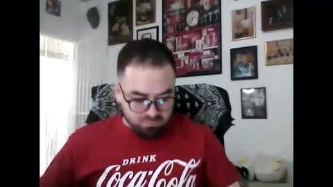 Snapshot of hurtadodirector chatting on 23, 4, 2026 hurtadodirector online show from 23, 4, 2026