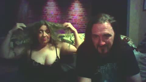 Snapshot of husbandwife4life chatting on 21, 9, 2025 husbandwife4life online show from 21, 9, 2025