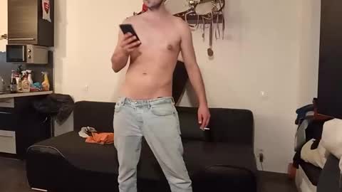 Snapshot of huster_69 chatting on 1, 2, 2026 Huster 69 online show from 1, 2, 2026