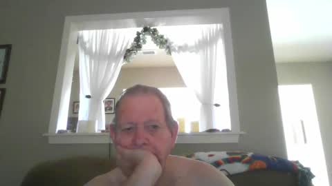 Snapshot of hvl13 chatting on 26, 9, 2025 hvl13 online show from 26, 9, 2025