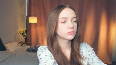 Snapshot of hwadwellingham chatting on 31, 5, 2026 Lily online show from 31, 5, 2026