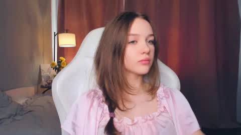 Snapshot of hwadwellingham chatting on 2, 7, 2026 Lily online show from 2, 7, 2026