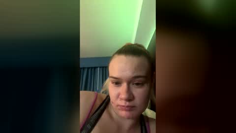 Snapshot of hwgbrii chatting on 1, 6, 2026 hwgbrii online show from 1, 6, 2026
