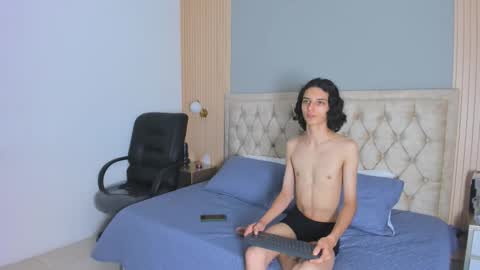 Snapshot of hxxyro chatting on 23, 2, 2026 hxxyro online show from 23, 2, 2026