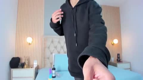 hxxyro online show from 28, 3, 2026