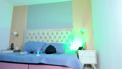 hxxyro online show from 13, 4, 2026