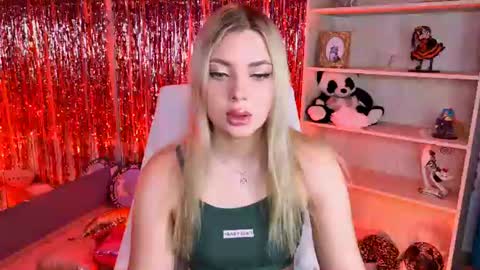 Snapshot of hyileyclark chatting on 14, 6, 2026 hyileyclark online show from 14, 6, 2026