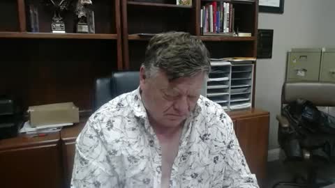 Snapshot of hypnotizing4u chatting on 13, 3, 2026 hypnotizing4u online show from 13, 3, 2026