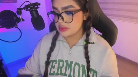 Snapshot of i_am_ari chatting on 21, 4, 2026 Ari online show from 21, 4, 2026