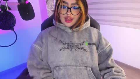 Snapshot of i_am_ari chatting on 27, 4, 2026 Ari online show from 27, 4, 2026