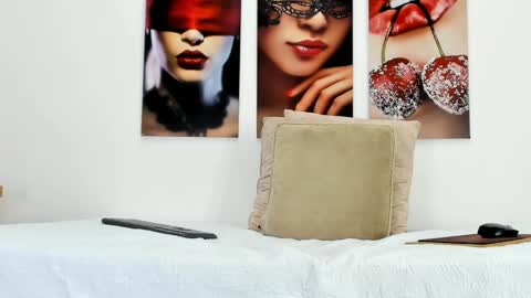 Snapshot of i_am_dolls chatting on 31, 1, 2025 The Dolls online show from 31, 1, 2025