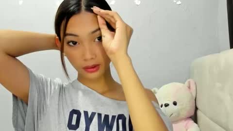 Snapshot of i_can_do_both chatting on 3, 10, 2025 jek online show from 3, 10, 2025