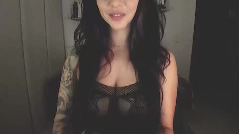 Snapshot of i_cant_believe_its_you chatting on 9, 11, 2025 Lana Banana online show from 9, 11, 2025