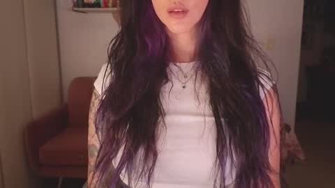 Snapshot of i_cant_believe_its_you chatting on 1, 12, 2025 Lana Banana online show from 1, 12, 2025