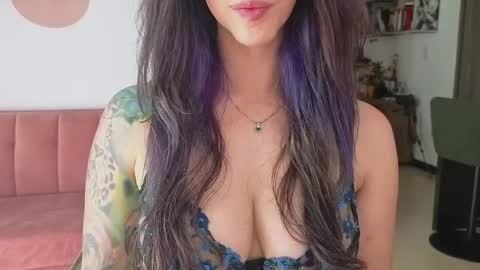 Snapshot of i_cant_believe_its_you chatting on 3, 4, 2026 Lana Banana online show from 3, 4, 2026