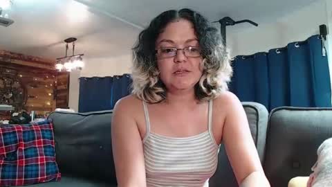 Snapshot of i_fetishize_u chatting on 12, 2, 2025 ShortStuff online show from 12, 2, 2025