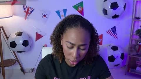 Snapshot of i_lulu chatting on 28, 6, 2026 Lul online show from 28, 6, 2026