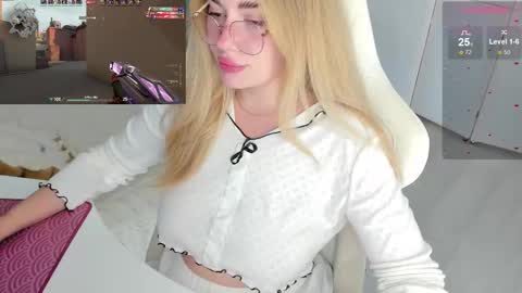 Snapshot of i_want_you_eva chatting on 10, 10, 2025 HiI am  EvaPVT is open  online show from 10, 10, 2025