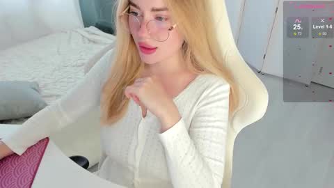 Snapshot of i_want_you_eva chatting on 12, 10, 2025 HiI am  EvaPVT is open  online show from 12, 10, 2025
