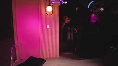 Snapshot of iam_eli chatting on 31, 12, 2024 online show from 31, 12, 2024