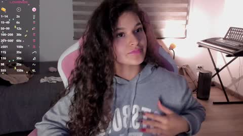 Snapshot of iam_nikki chatting on 16, 1, 2025 On instagram Imm  NikkiHelp me reach 100 likes online show from 16, 1, 2025