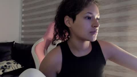 Snapshot of iam_nikki chatting on 6, 3, 2025 On instagram Imm  NikkiHelp me reach 100 likes online show from 6, 3, 2025