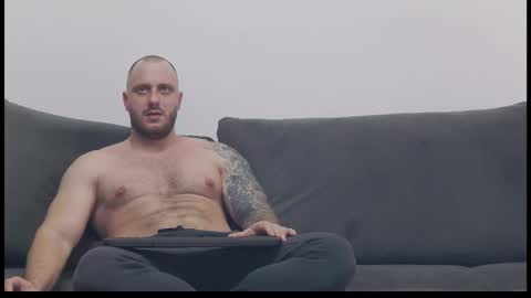 Snapshot of iambigballs19 chatting on 6, 3, 2026 claudeloflex onlyfans online show from 6, 3, 2026