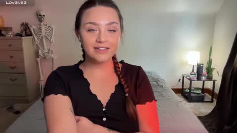 Crystal online show from 12, 1, 2025