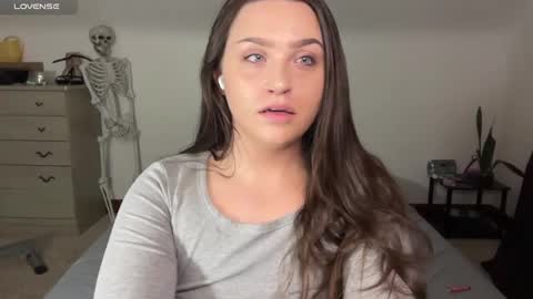 Crystal online show from 12, 2, 2025