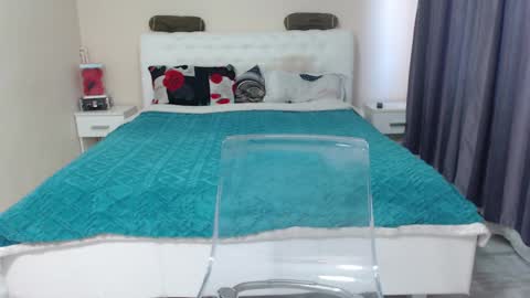 Alice online show from 25, 2, 2025