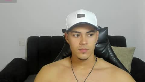 Snapshot of iamdylan777 chatting on 5, 4, 2026 Dylan independent model online show from 5, 4, 2026