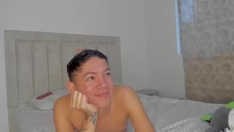 Juliiiiian online show from 4, 3, 2026