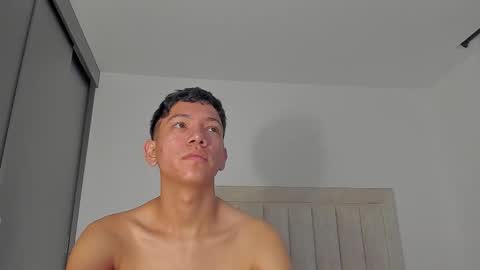 Juliiiiian online show from 25, 3, 2026