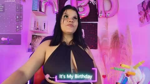 Snapshot of iamlola_ chatting on 20, 12, 2025 IM LOLA online show from 20, 12, 2025