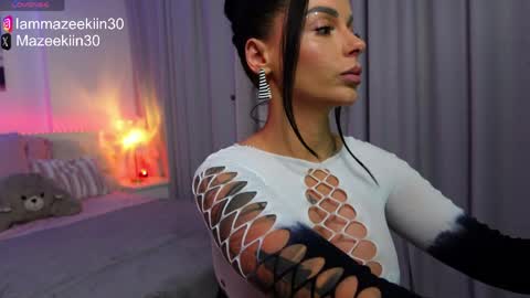 Snapshot of iammazeekiin30 chatting on 23, 4, 2026 Maze online show from 23, 4, 2026