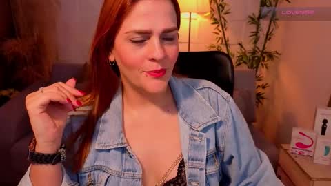 iamxamira online show from 16, 12, 2025