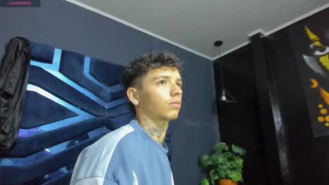 IAN CASTILLO online show from 16, 1, 2026