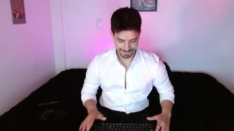 Snapshot of ian_davis chatting on 27, 11, 2025 Ian Davis online show from 27, 11, 2025