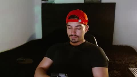 Snapshot of ian_davis chatting on 13, 3, 2026 Ian Davis online show from 13, 3, 2026