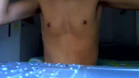 Snapshot of ian_zaenzz chatting on 13, 10, 2025 Samuel igsamuelnoguera 1333 online show from 13, 10, 2025