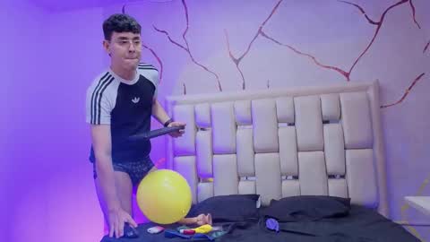 Snapshot of ianblake_ chatting on 14, 3, 2026 Ian online show from 14, 3, 2026