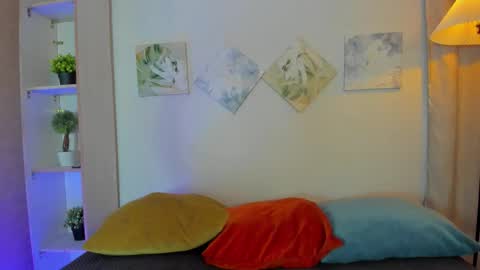 ian  online show from 3, 12, 2025