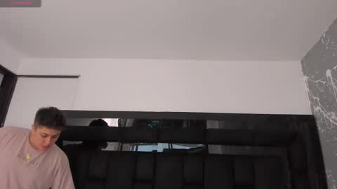 Snapshot of iangilbert chatting on 3, 11, 2025 ian online show from 3, 11, 2025