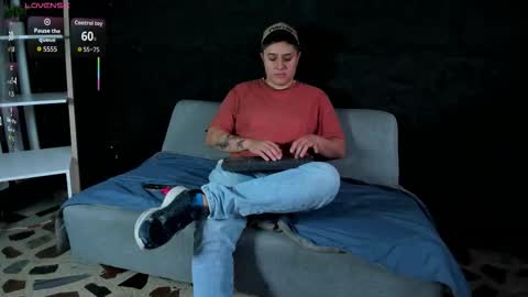 Snapshot of iangilbert chatting on 6, 11, 2025 ian online show from 6, 11, 2025