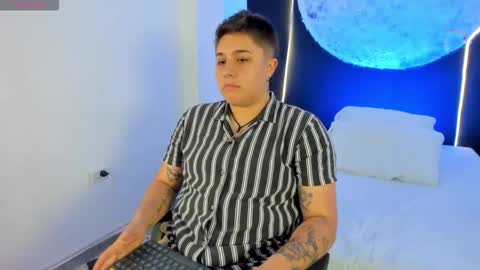 Snapshot of iangilbert chatting on 1, 12, 2025 ian online show from 1, 12, 2025