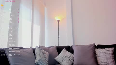 Snapshot of iara_martinez chatting on 10, 11, 2025 I A R A online show from 10, 11, 2025