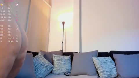 Snapshot of iara_martinez chatting on 26, 11, 2025 I A R A online show from 26, 11, 2025